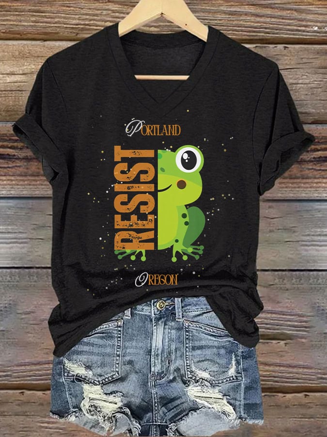 Women's Retro Portland Frog Protest Print T-Shirt