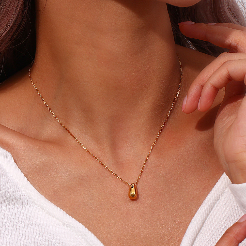 Eau Drop Necklace